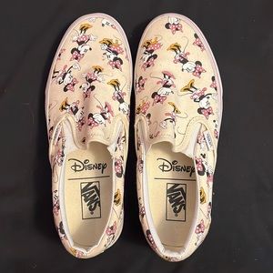 Womens Disney  Minnie Mouse vans